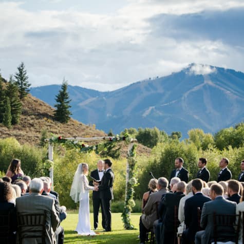 aly-bryans-wedding-day_485