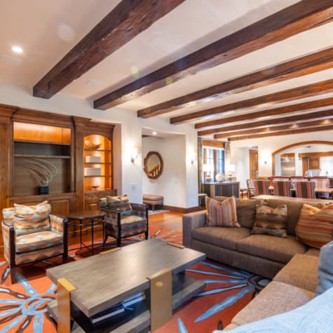 chateau-cottage-living-room