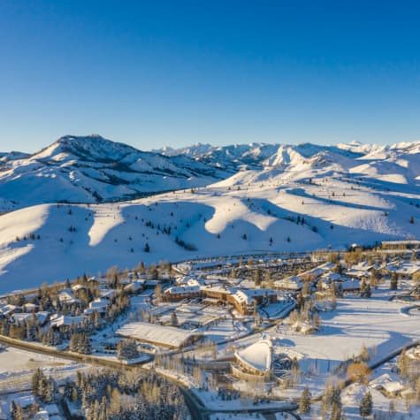 lodge-aerial-slapper-1x1