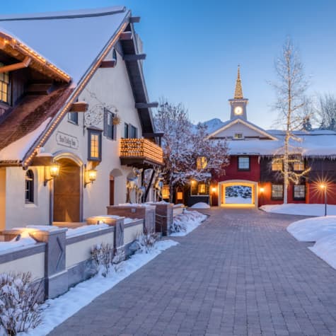 svr_inn_lodging_exterior_winter_2019_dondero_steve_3