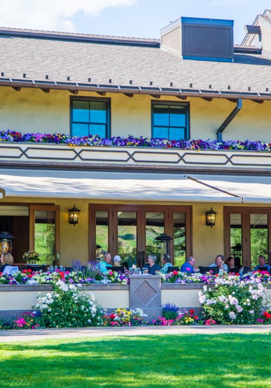 svr_innpatio_dining_summer_2019_idarado_6