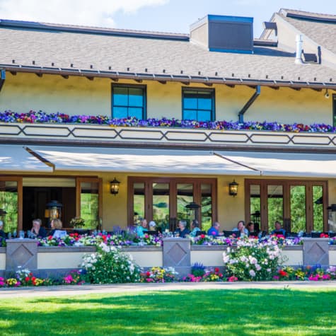 svr_innpatio_dining_summer_2019_idarado_6